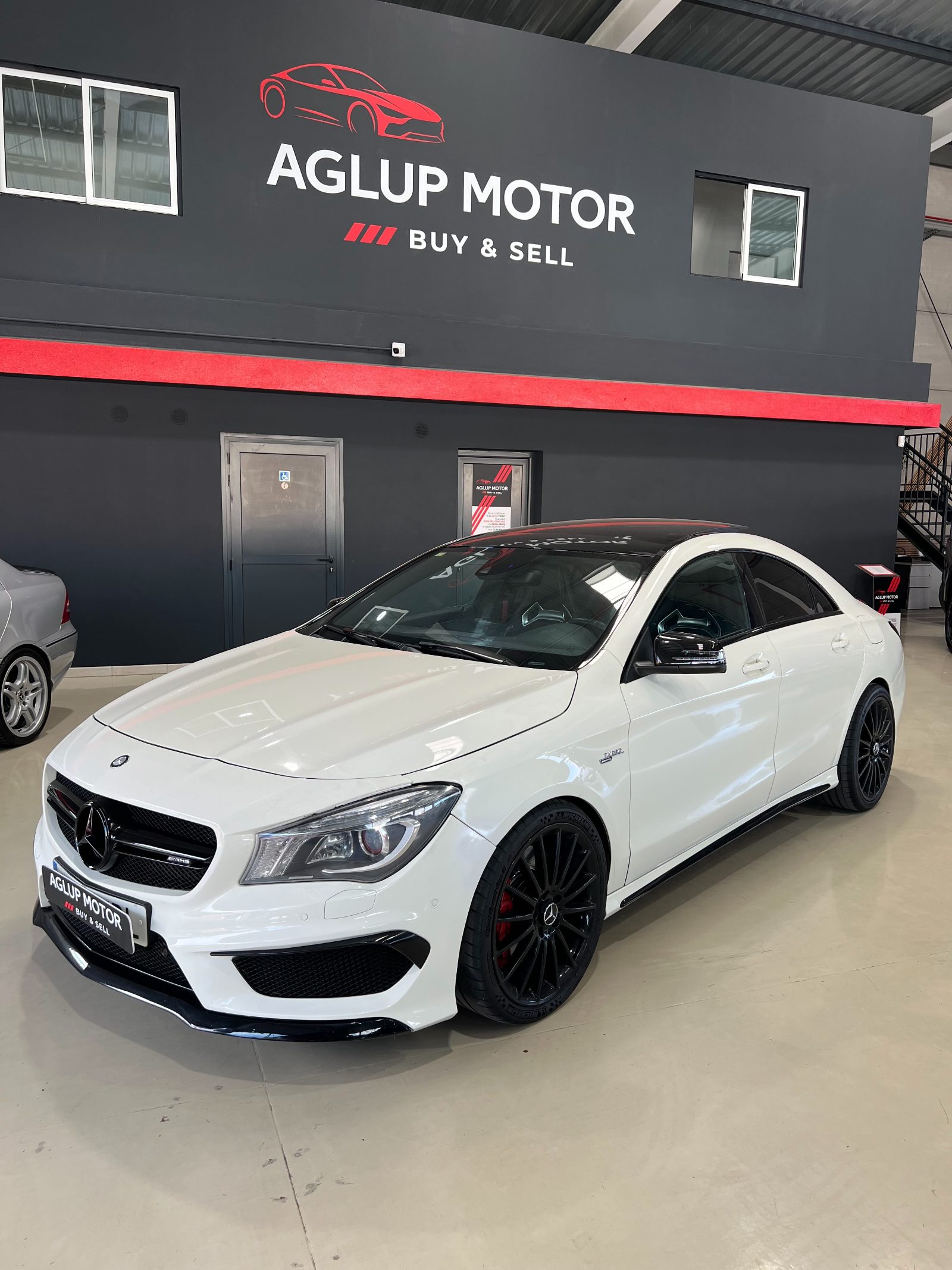 MERCEDES CLA 45 AMG 4MATIC