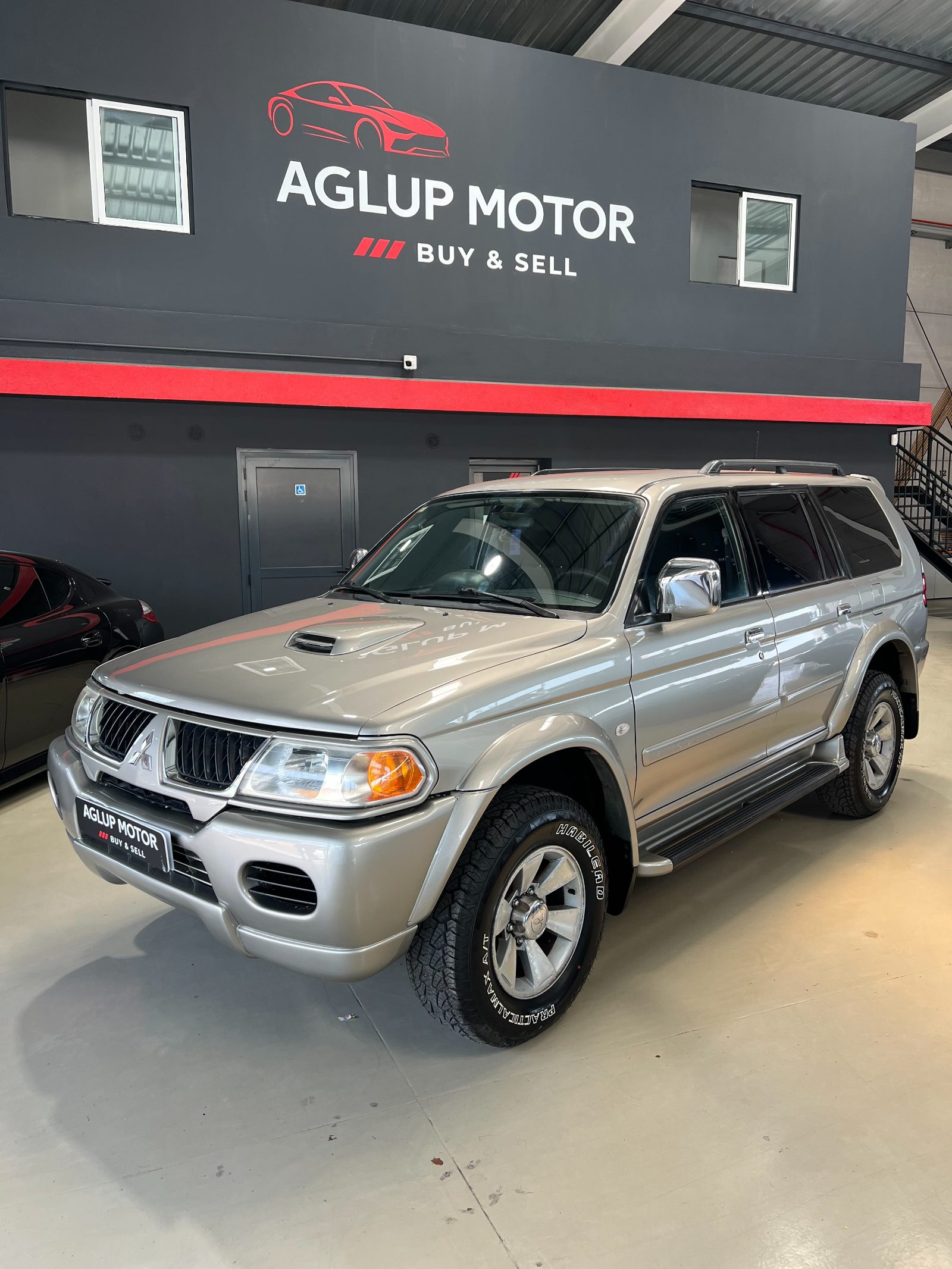MITSUBISHI MONTERO SPORT 4x4