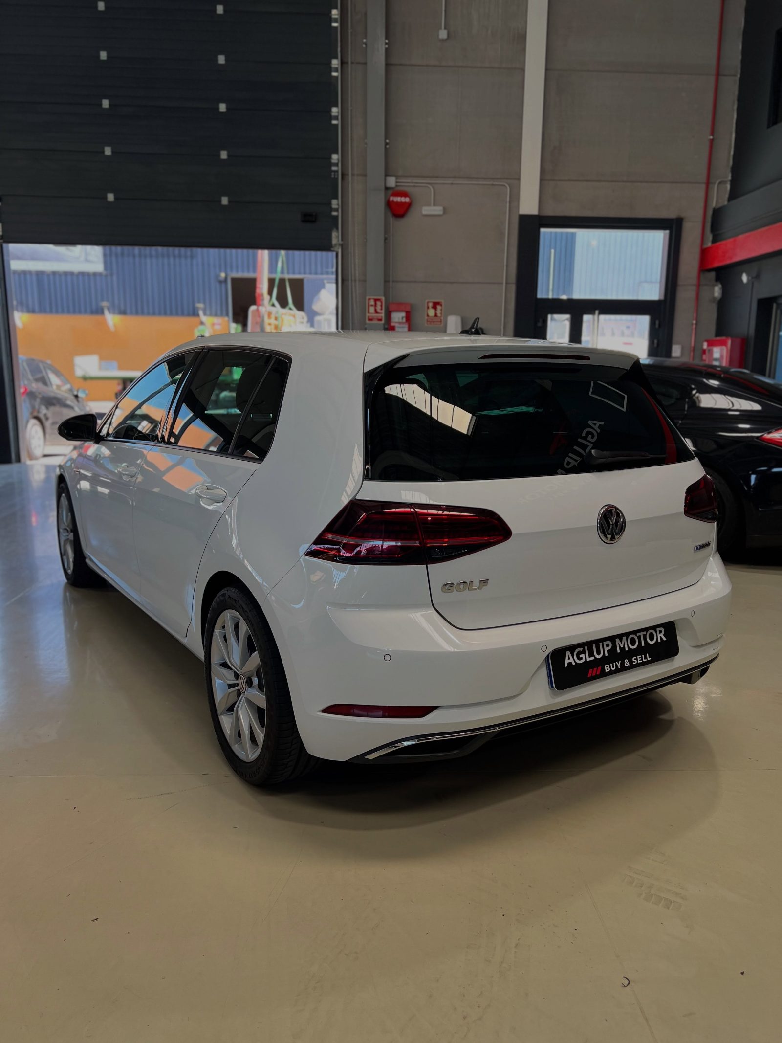VOLKSWAGEN GOLF BLUEMOTION